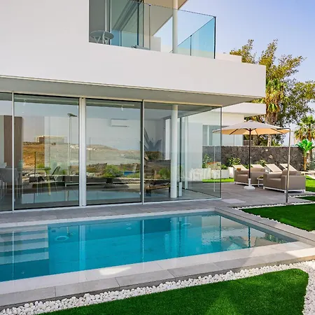 Rokabella Luxury Villas וילה *