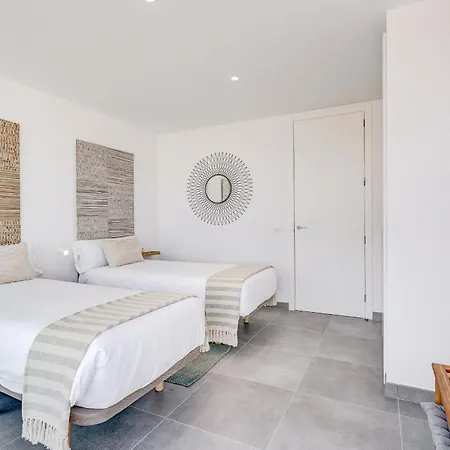 Rokabella Luxury Villas * אדחה